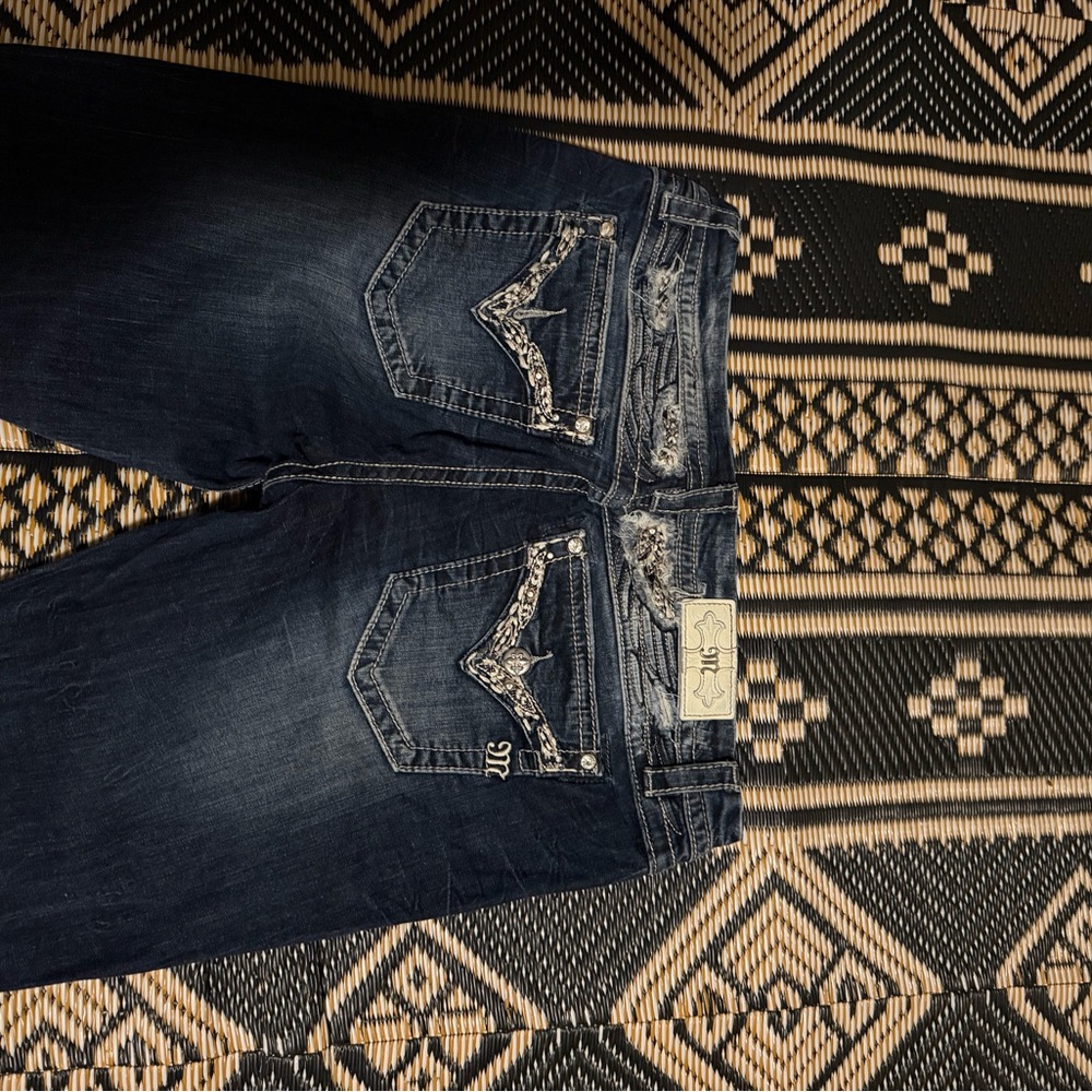 Miss me jeans size 33 inseam 33 great look feel and design - Picture 3 of 4